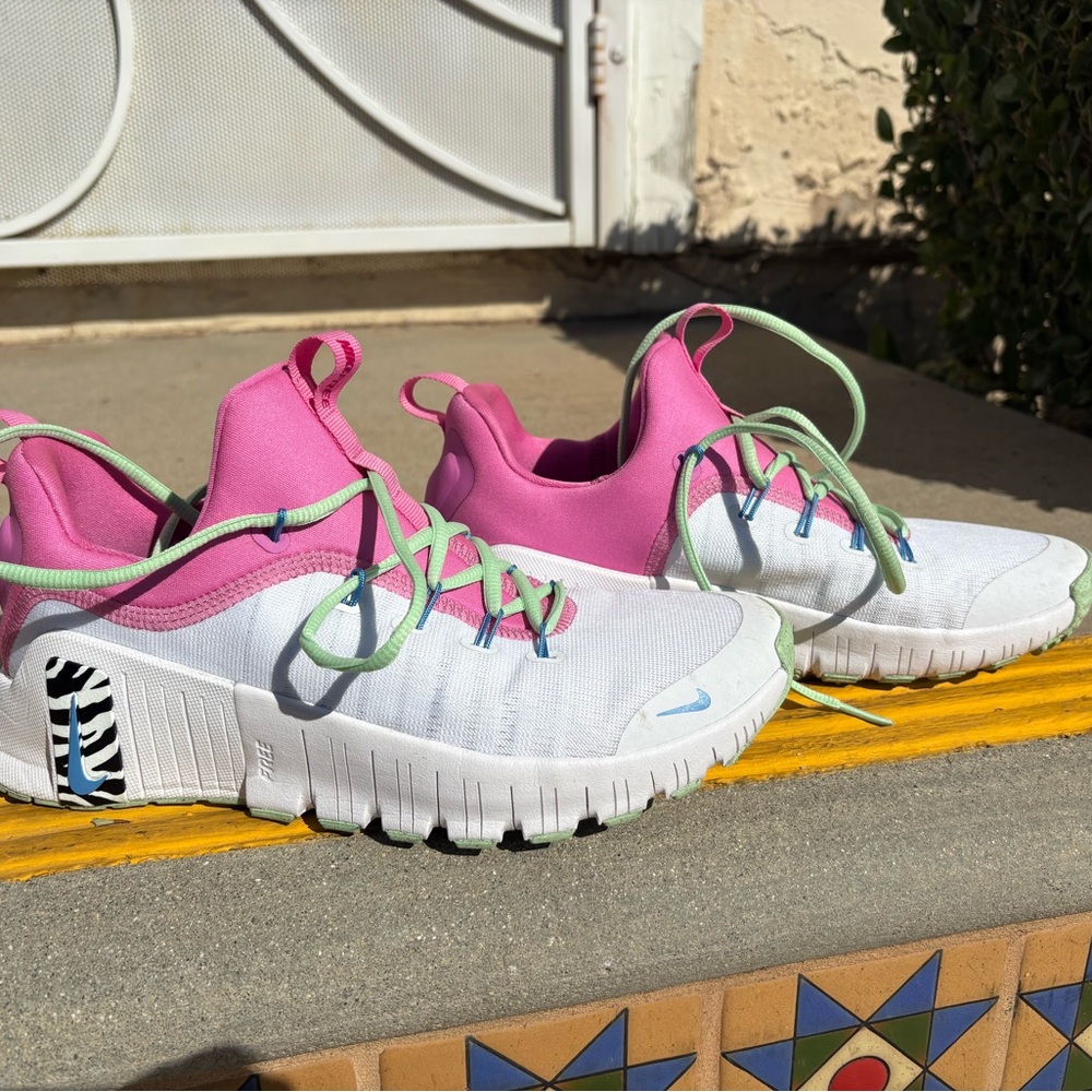 Nike Women's Athletic Shoes - Pink, White, and Green